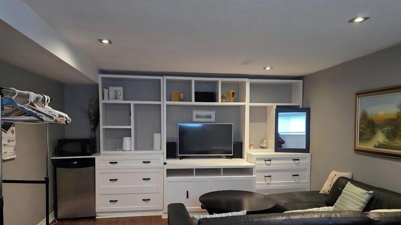 Photo of Livingroom in Ottawa Division