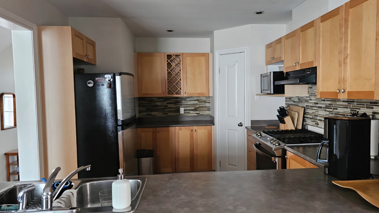Photo of Kitchen in Ottawa Division