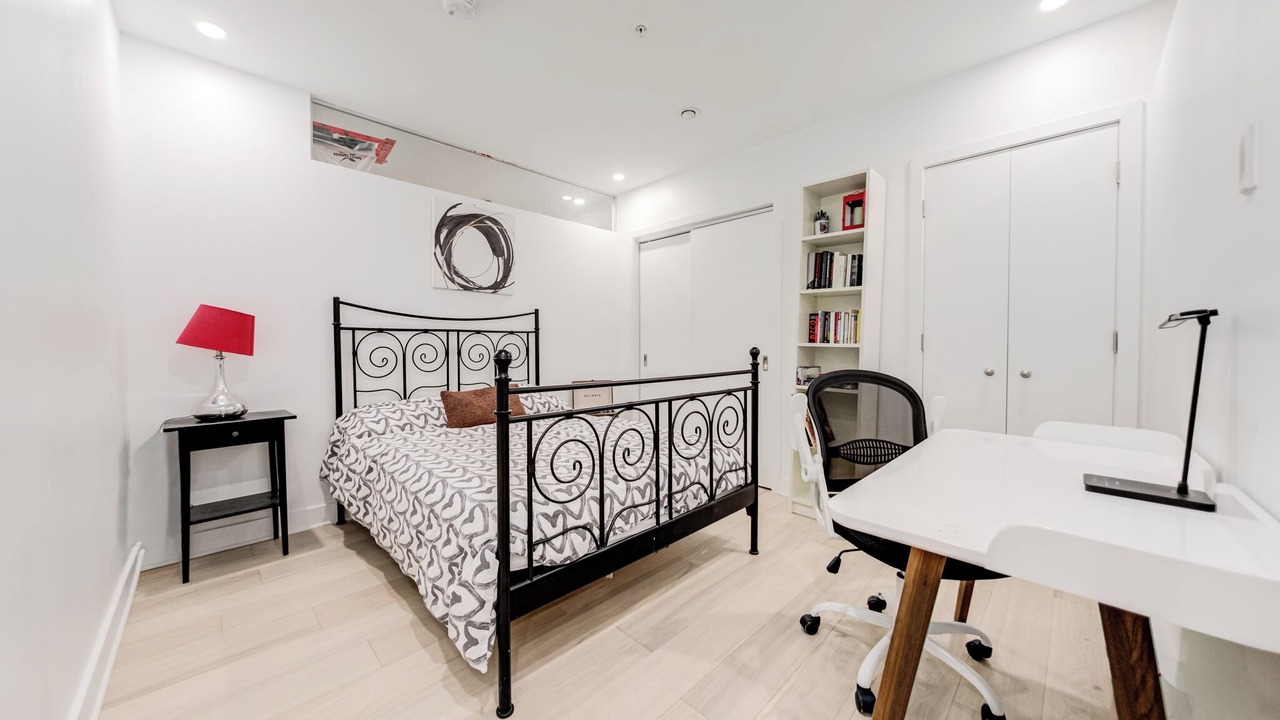 Photo of Bedroom in Latin Quarter