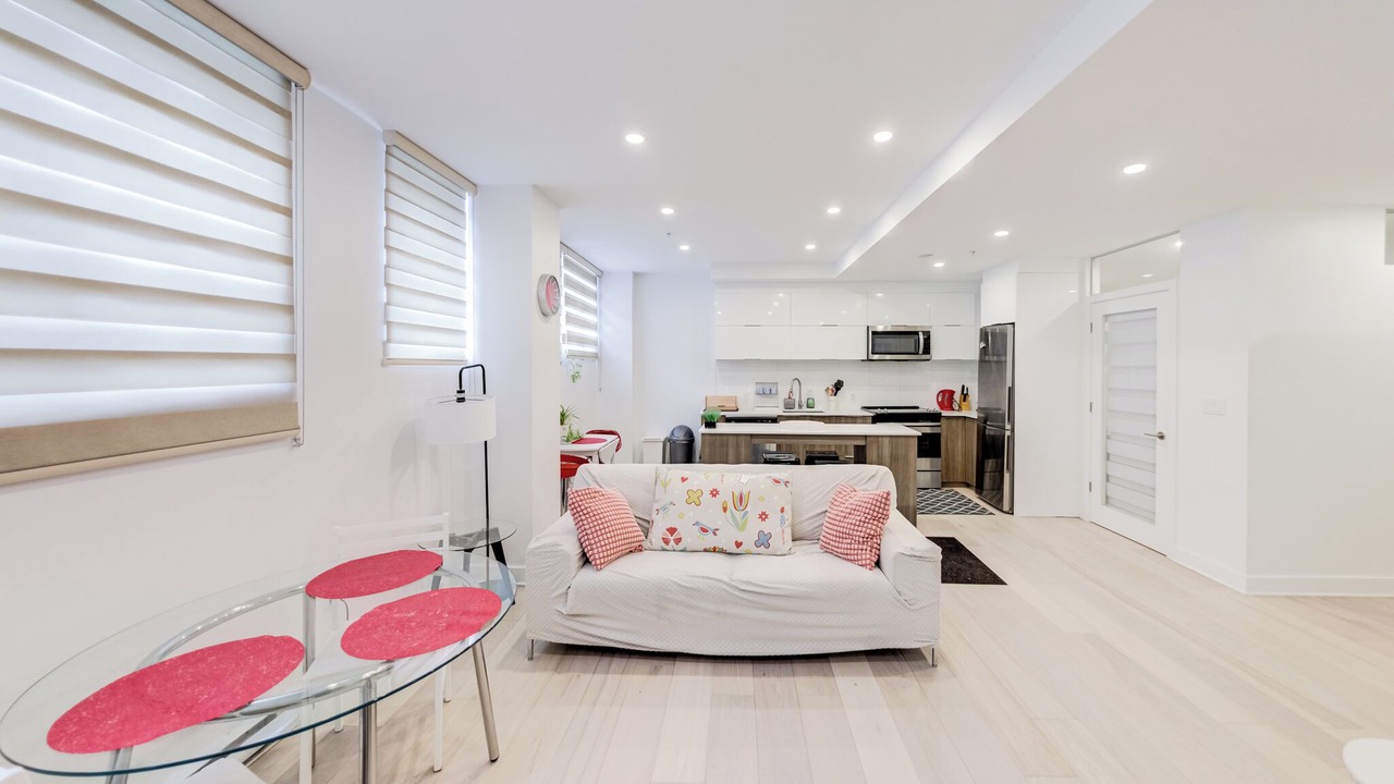 Photo of Livingroom in Latin Quarter