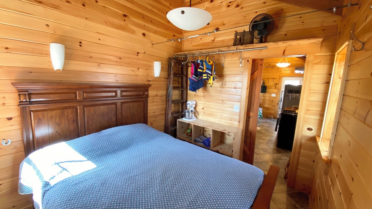Photo of Bedroom in Arcade