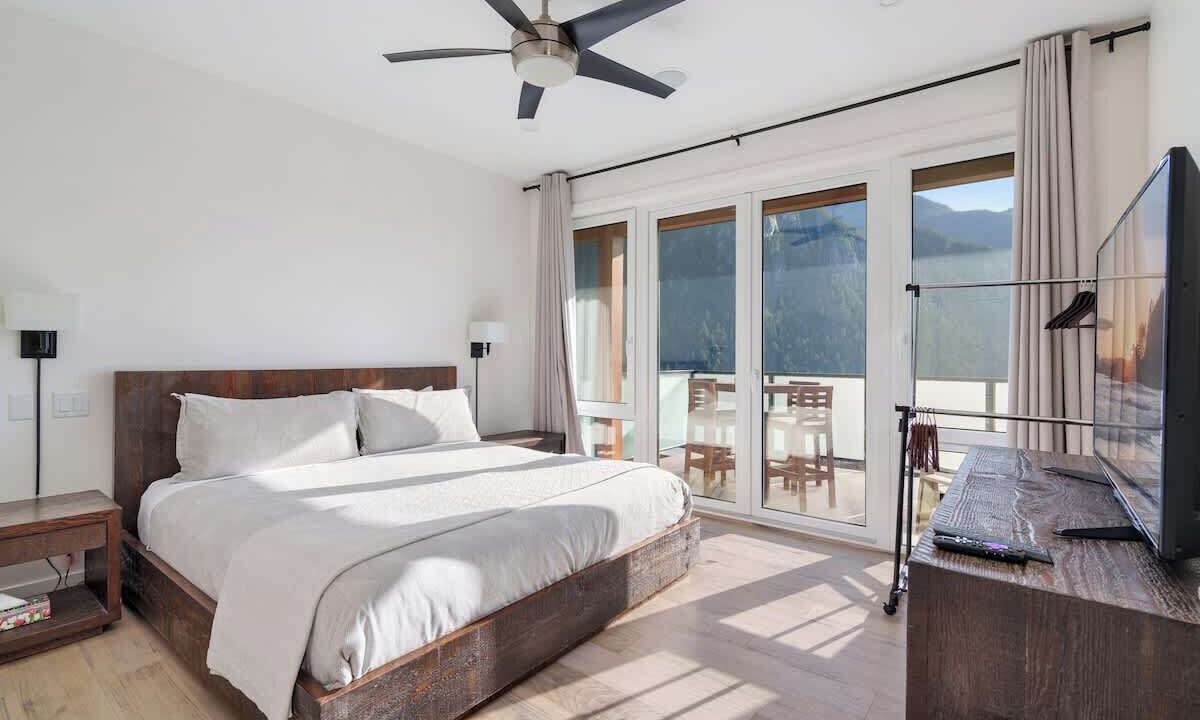 Photo of Bedroom in Squamish