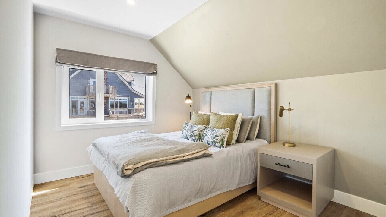 Photo of Bedroom in Montague