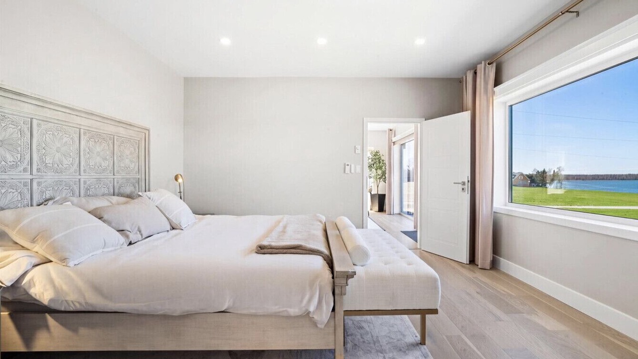 Photo of Bedroom in Montague