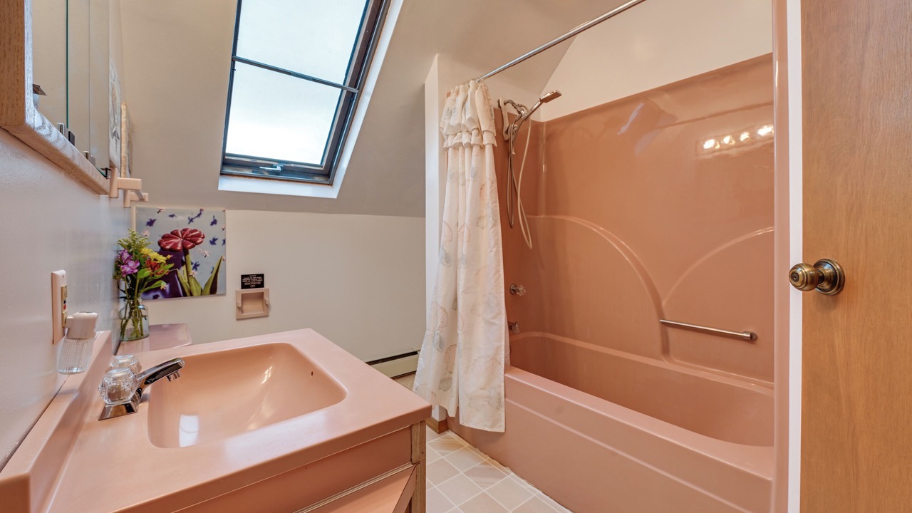 Photo of Bathroom in Willet