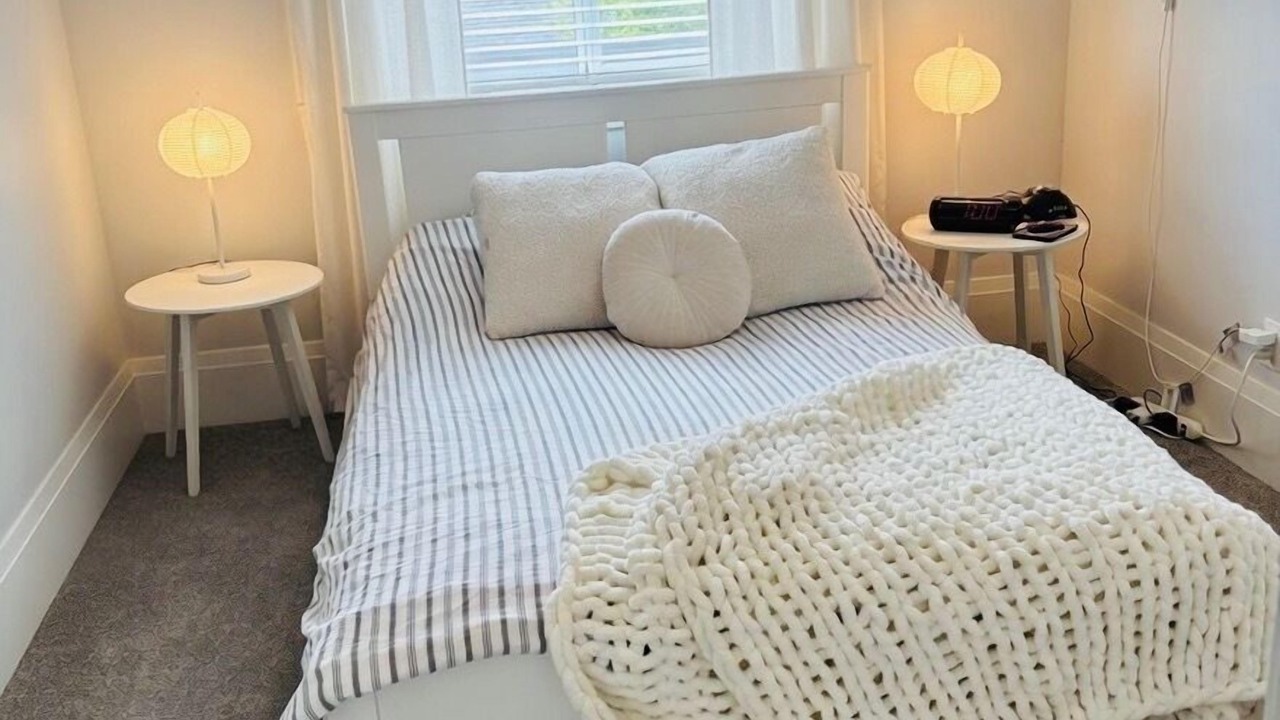 Photo of Bedroom in Central Lonsdale