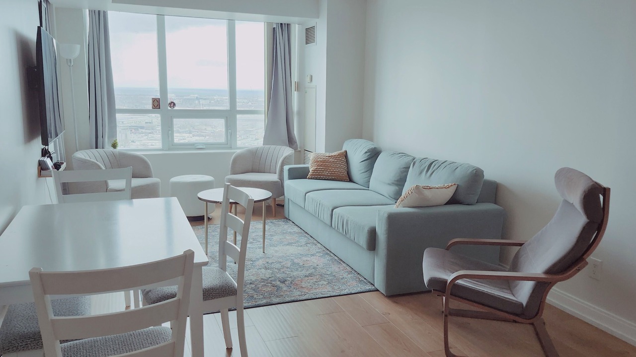 Photo of Livingroom in Etobicoke