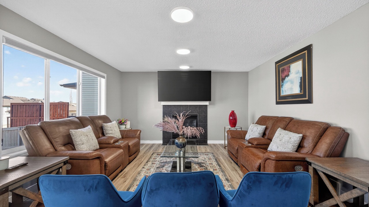 Photo of Livingroom in Airdrie