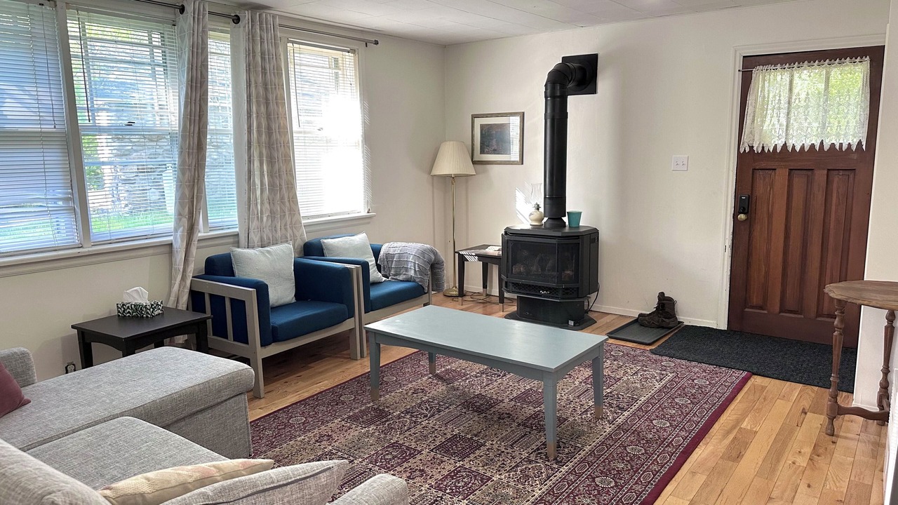 Photo of Livingroom in Tay Valley