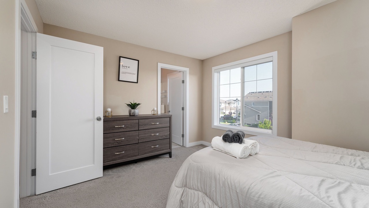 Photo of Bedroom in Leduc