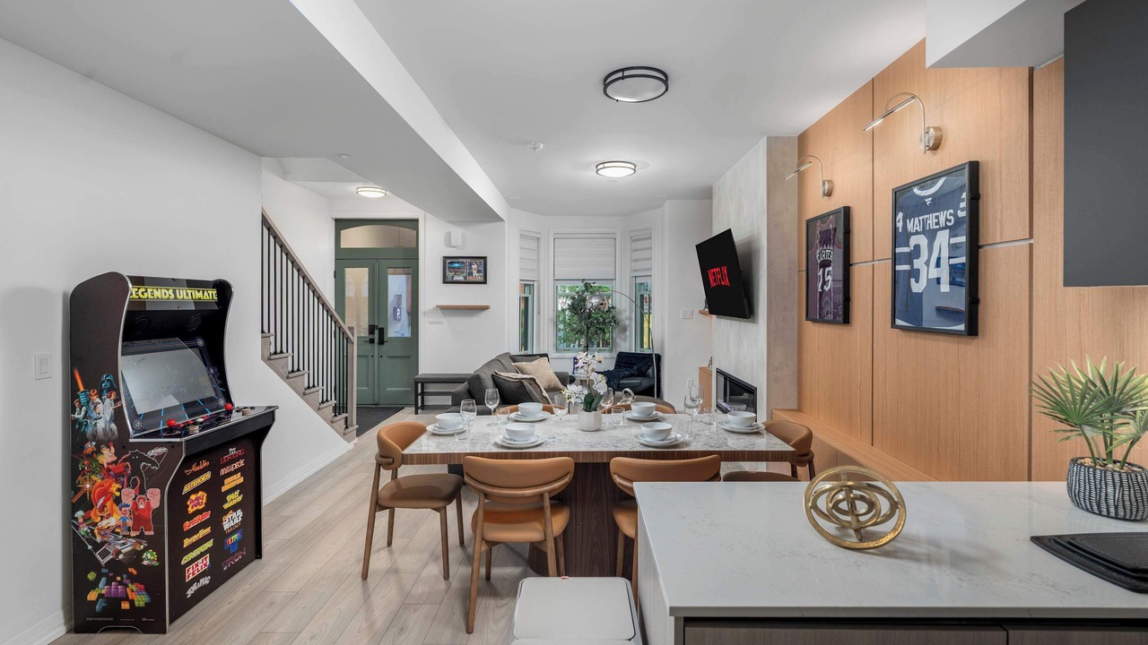 Photo of Livingroom in Toronto Entertainment District