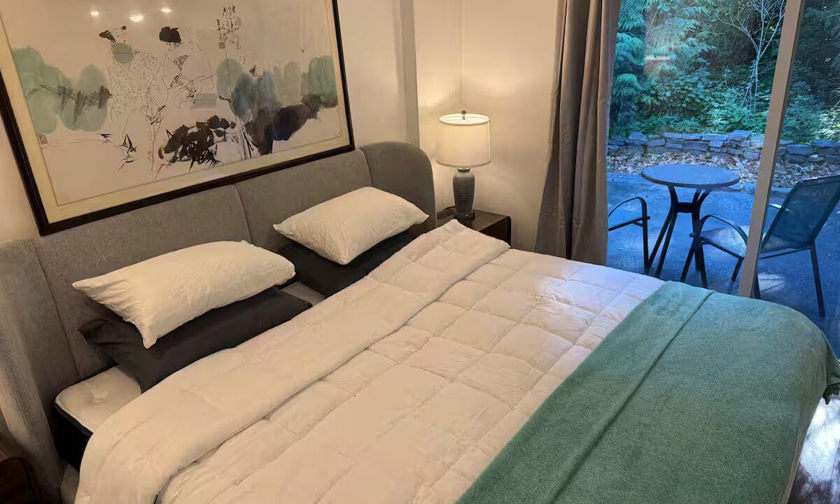 Photo of Bedroom in Lynn Valley