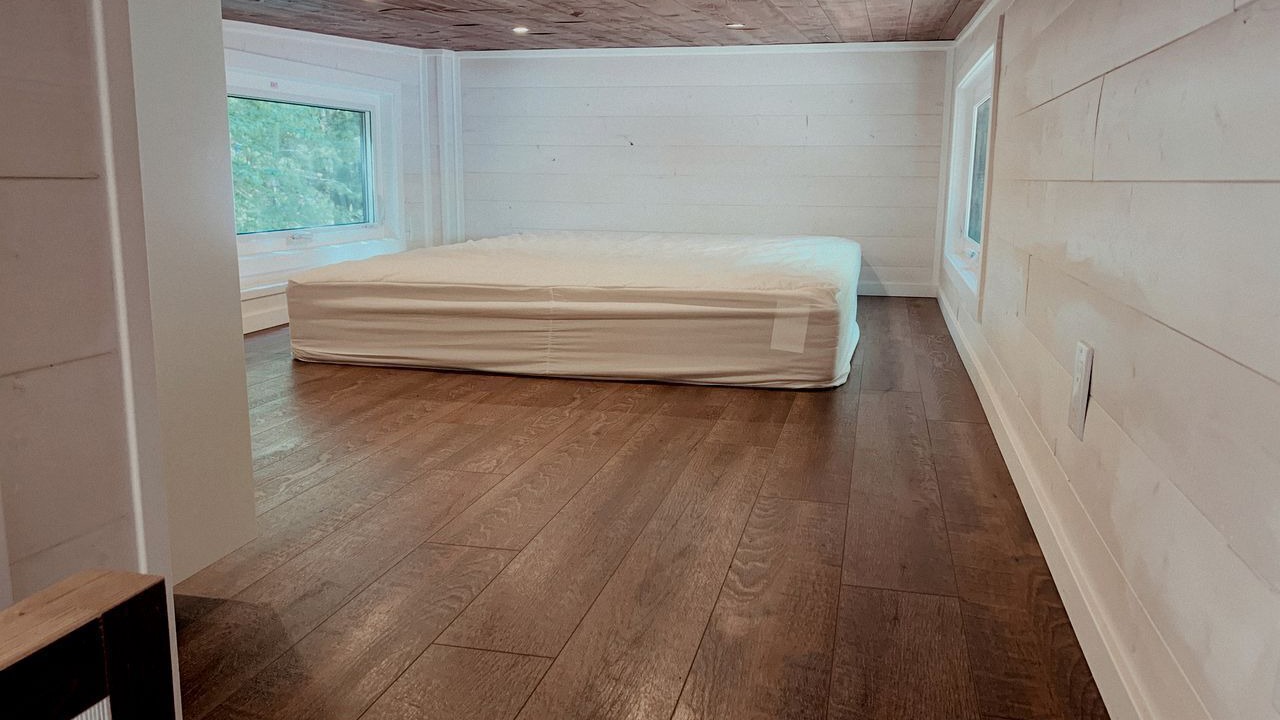 Photo of Bedroom in Laurentian Hills