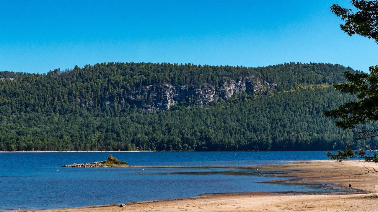 Photo of Others in Laurentian Hills