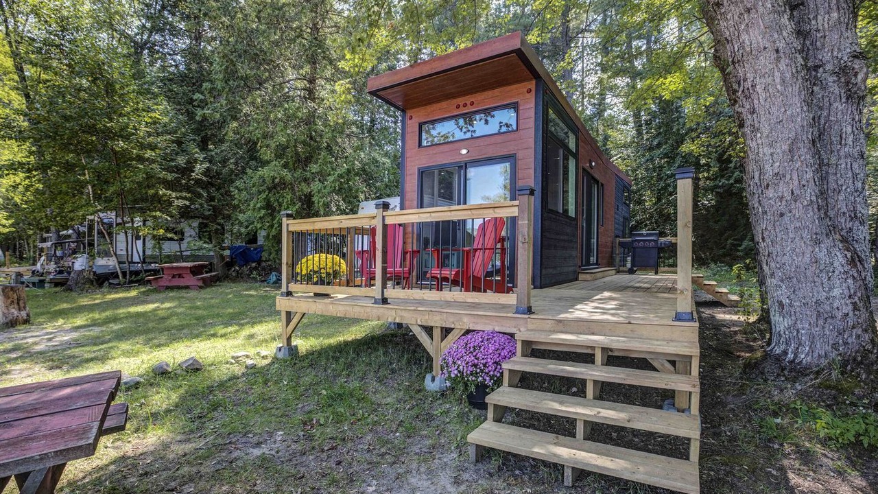 Photo of Patio Balcony in Laurentian Hills