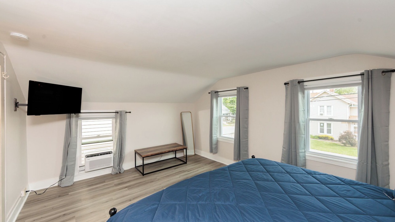 Photo of Bedroom in Sandusky