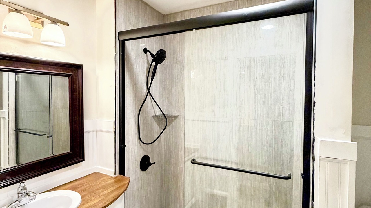 Photo of Bathroom in Aldergrove