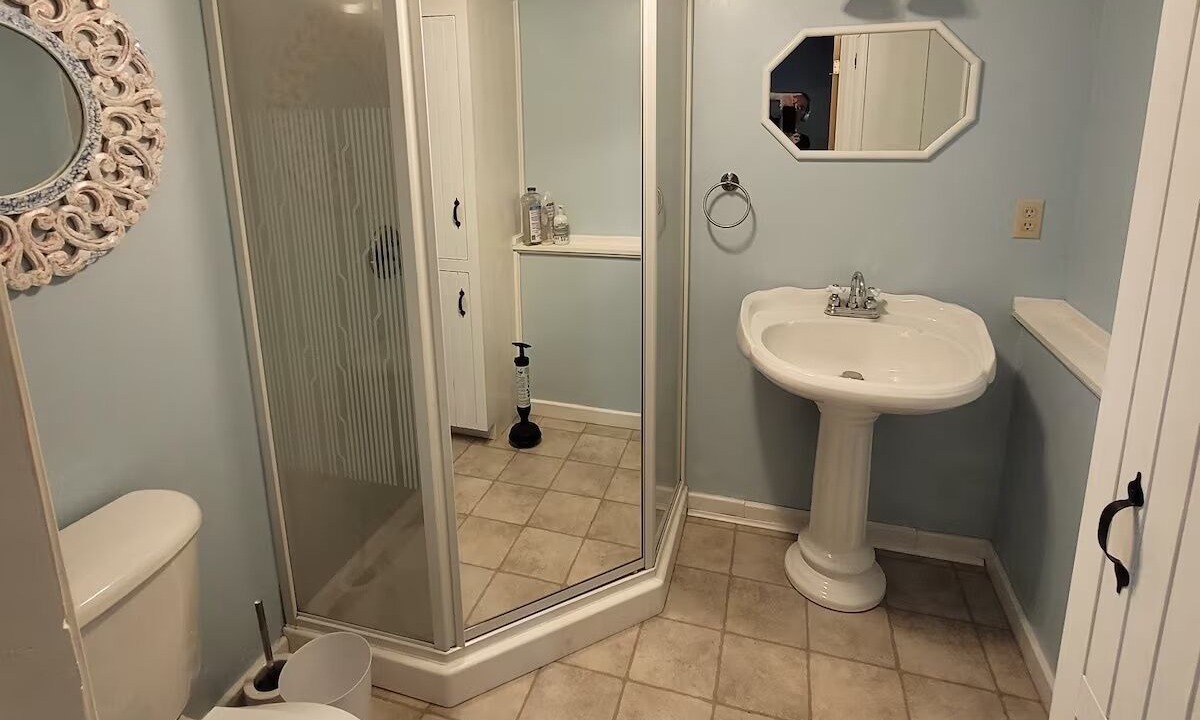 Photo of Bathroom in Smiths Corner