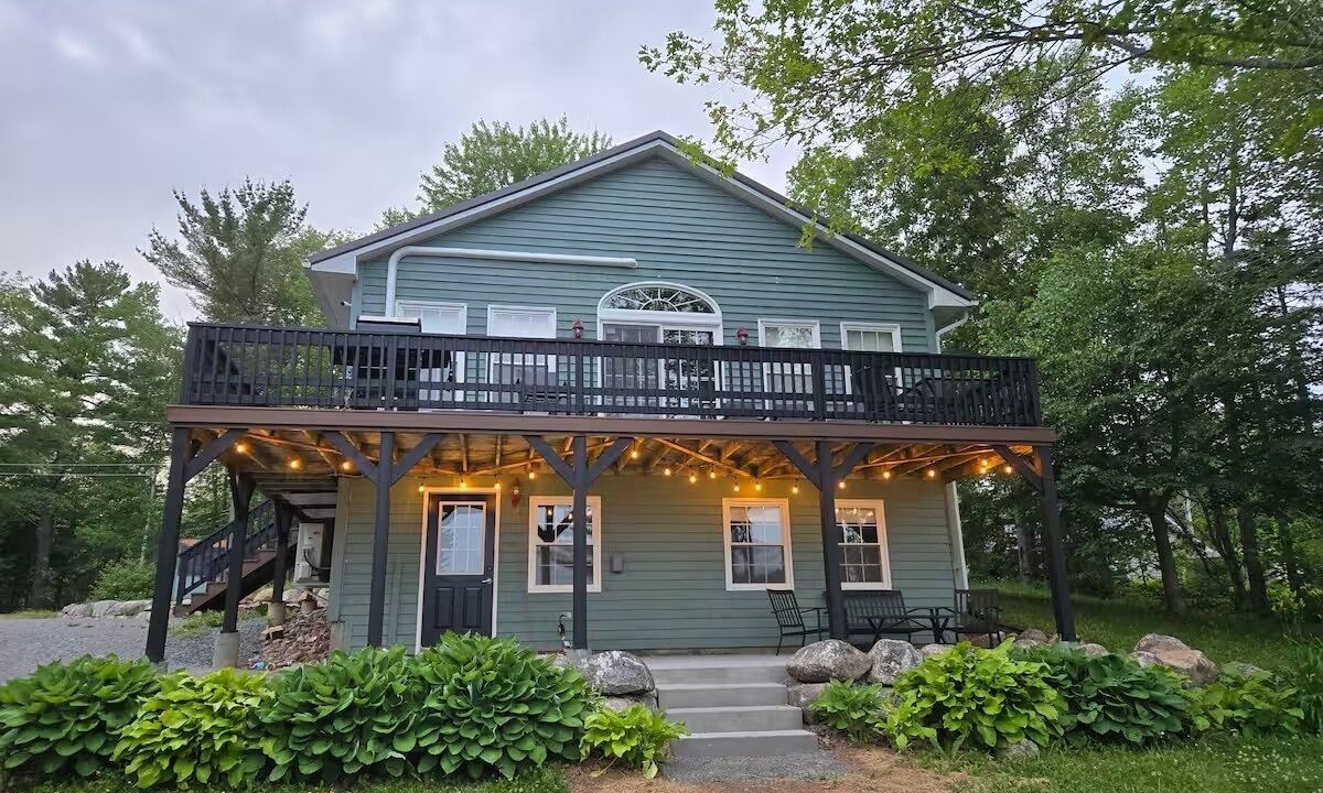 Photo of Outdoor in Smiths Corner