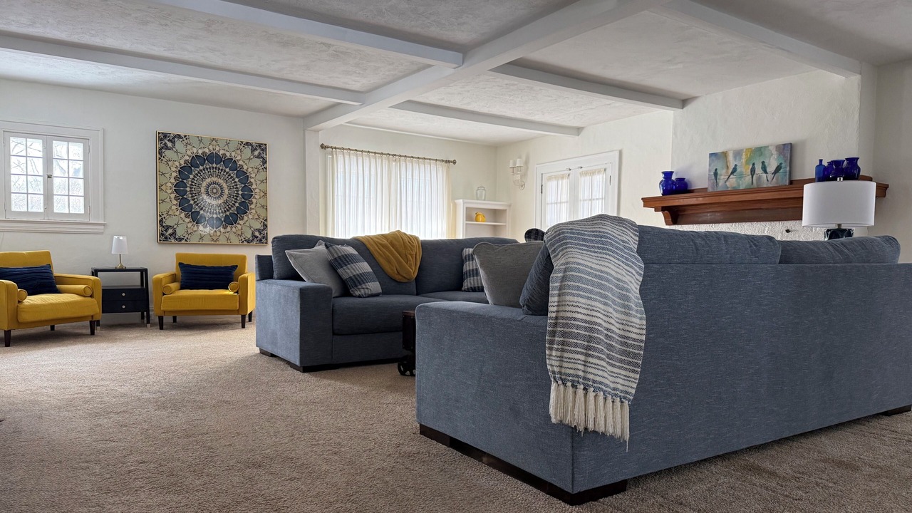 Photo of Livingroom in Rochester
