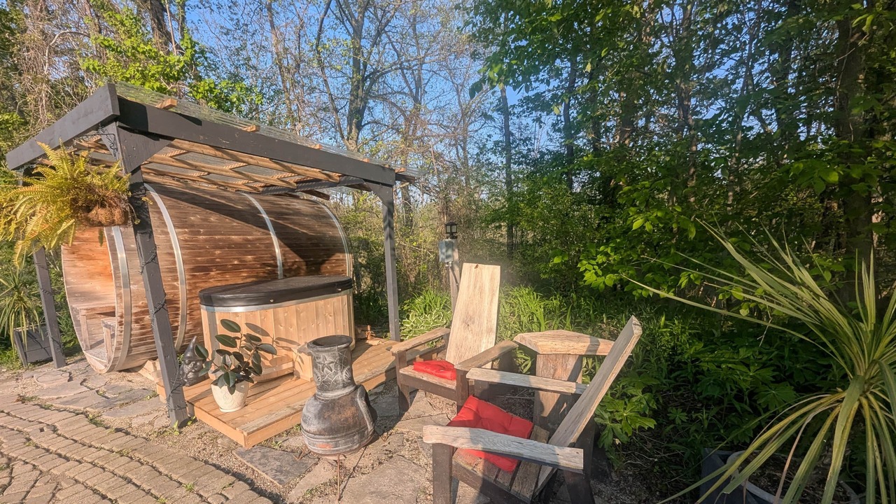 Photo of Others in Rodney