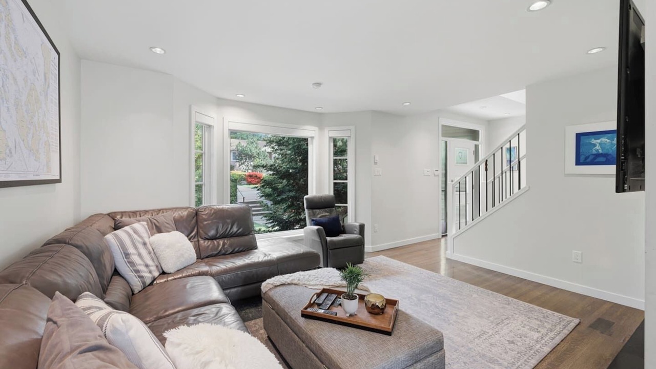 Photo of Livingroom in Upper Lonsdale