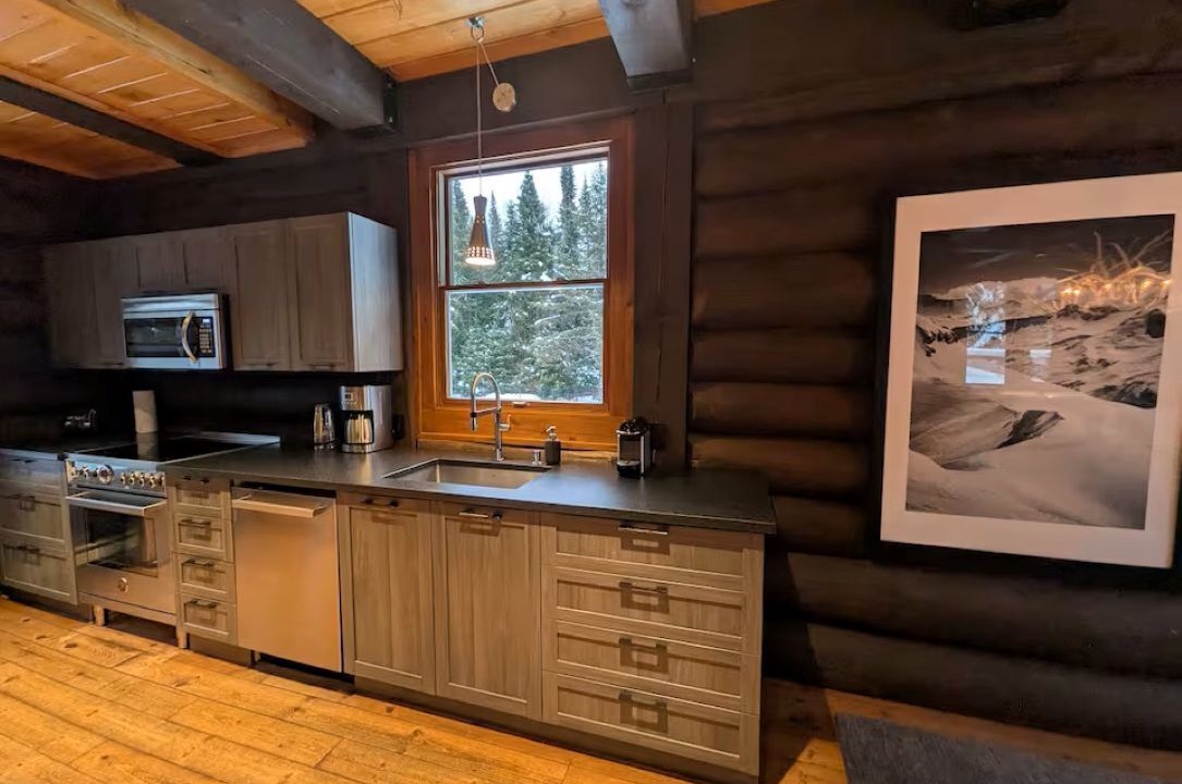 Photo of Kitchen in Lac Superieur Village