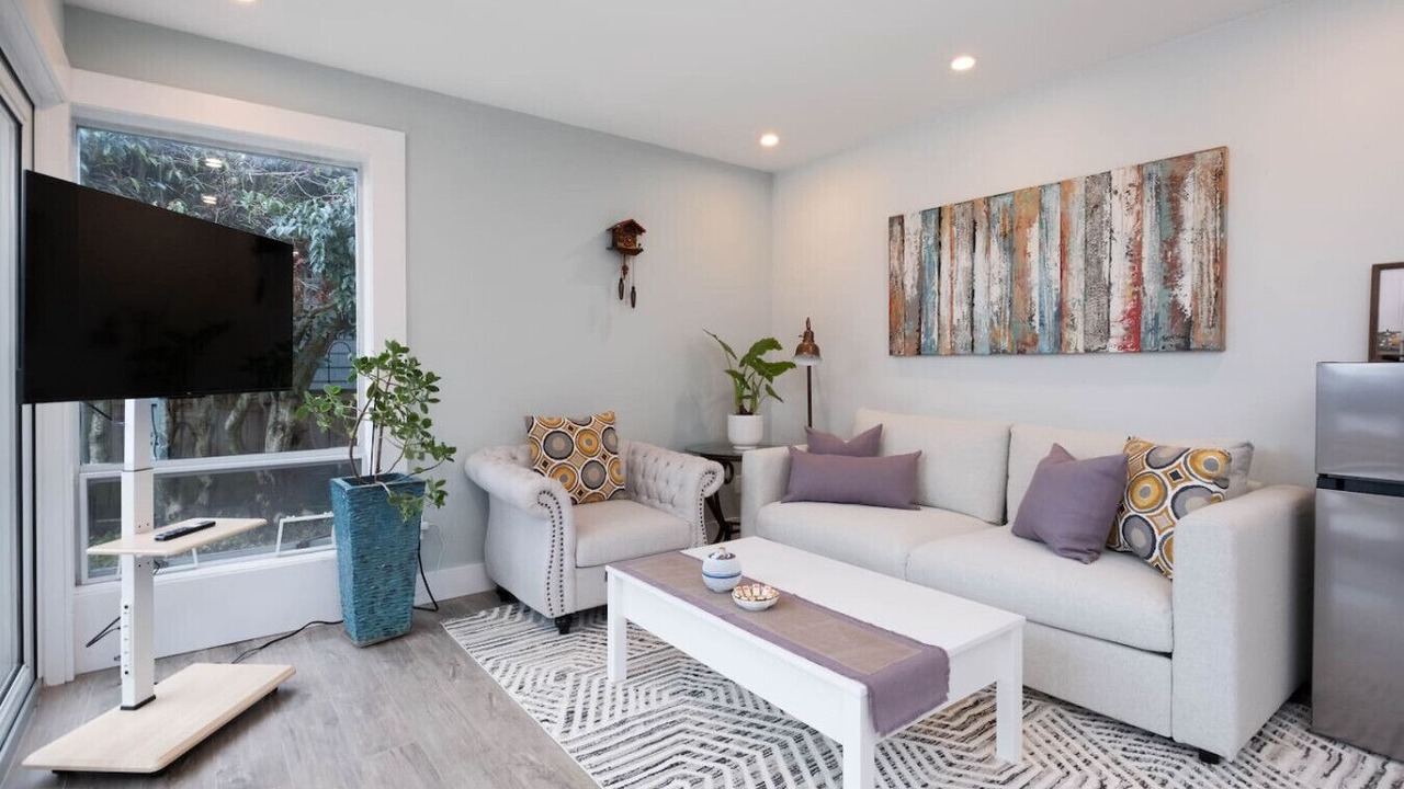 Photo of Livingroom in White Rock