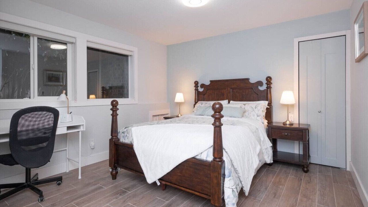 Photo of Bedroom in White Rock