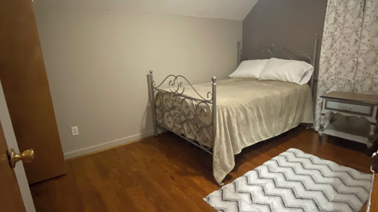 Photo of Bedroom in Ohio City