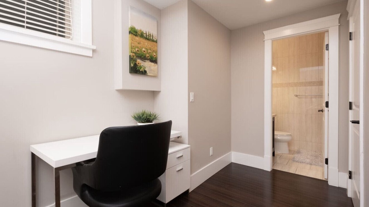 Photo of Bathroom in Marpole