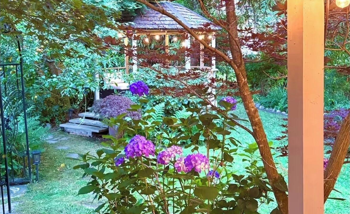 Photo of Patio Balcony in Chemainus