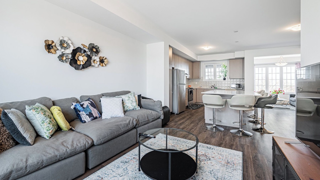 Photo of Livingroom in Brampton