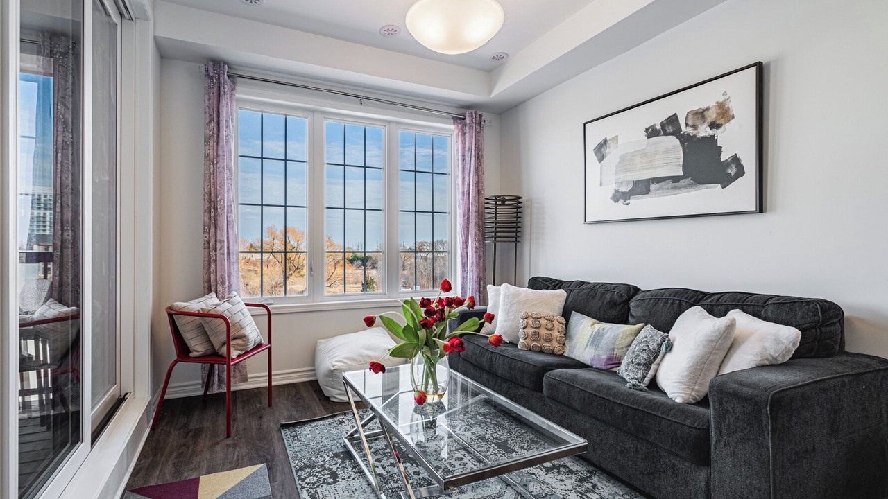 Photo of Livingroom in Brampton