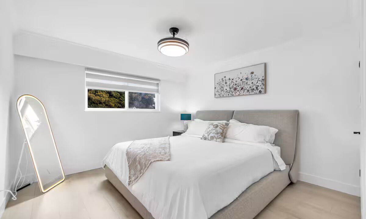 Photo of Bedroom in Delta