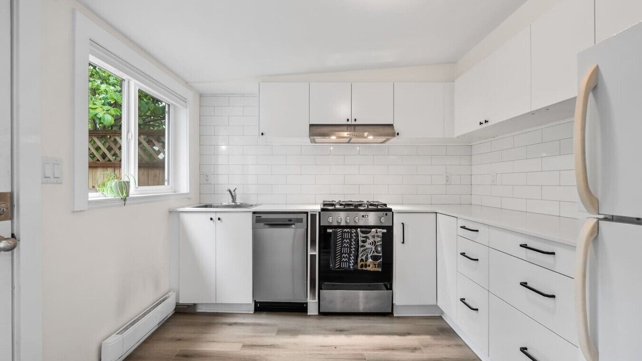 Photo of Kitchen in Downtown Eastside