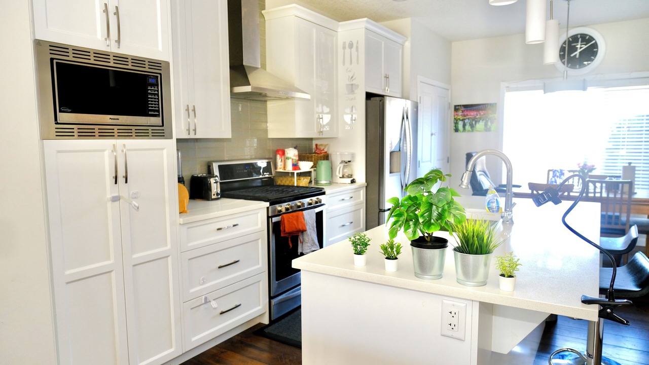 Photo of Kitchen in Southeast Calgary