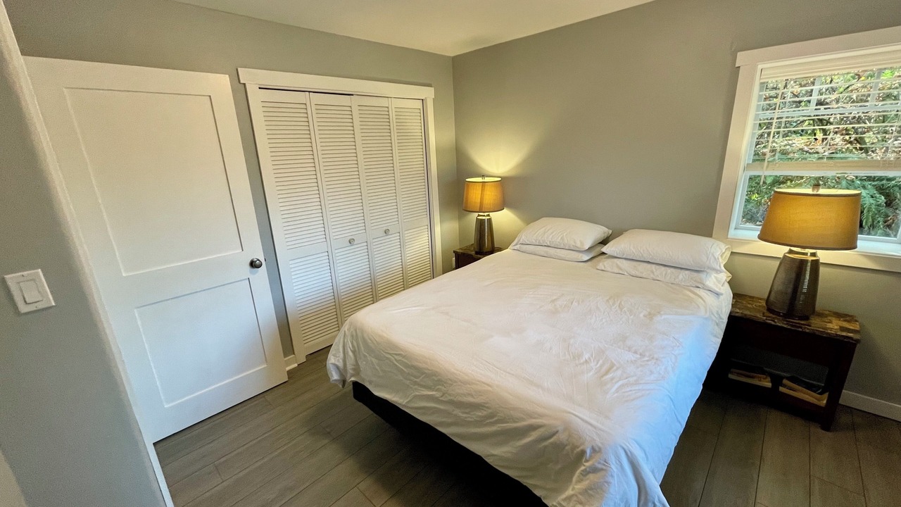Photo of Bedroom in Cowichan Bay
