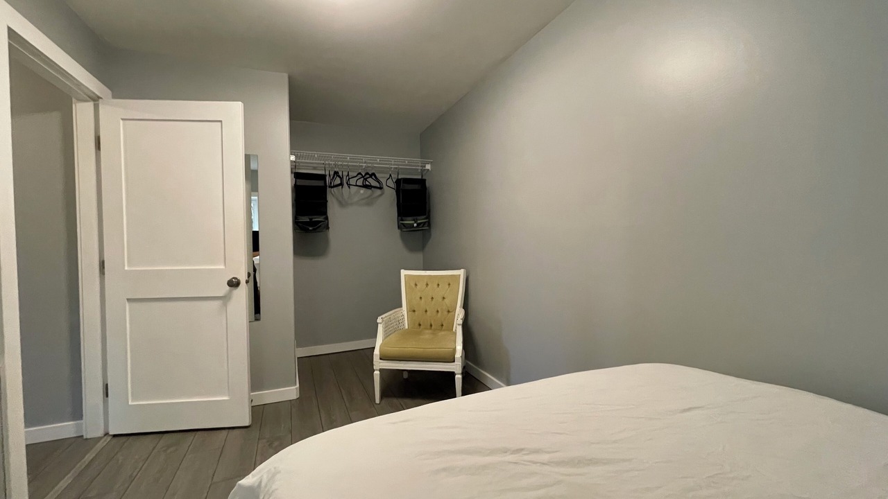 Photo of Bedroom in Cowichan Bay