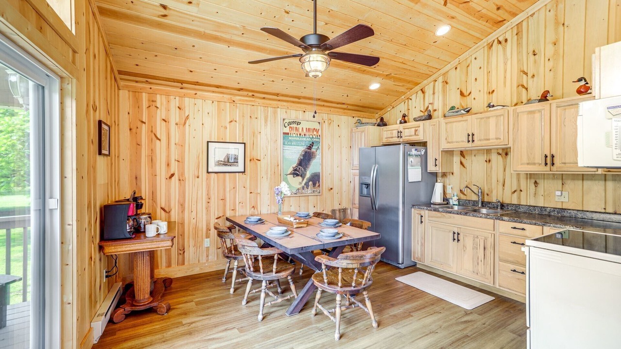 Photo of Kitchen in Kelleys Island