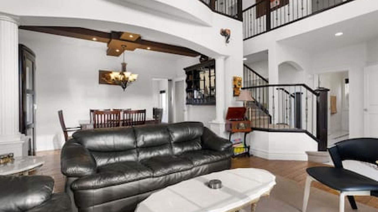 Photo of Livingroom in Symons Valley