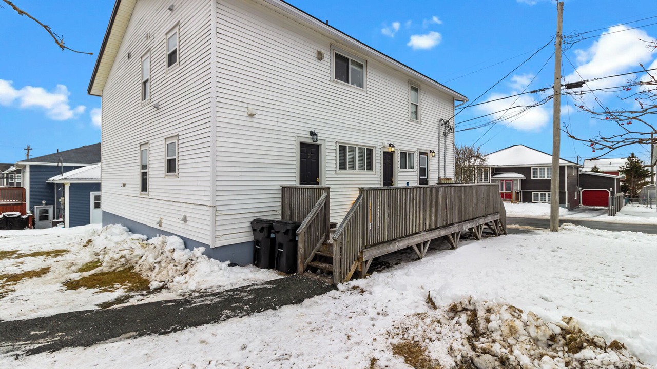 Photo of Outdoor in Terra Nova