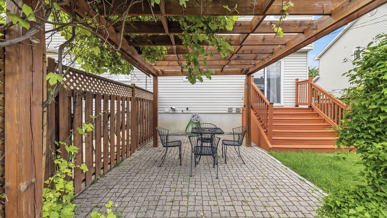 Photo of Outdoor in Aylmer