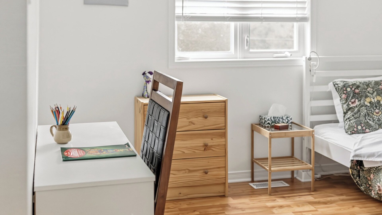 Photo of Bedroom in Aylmer