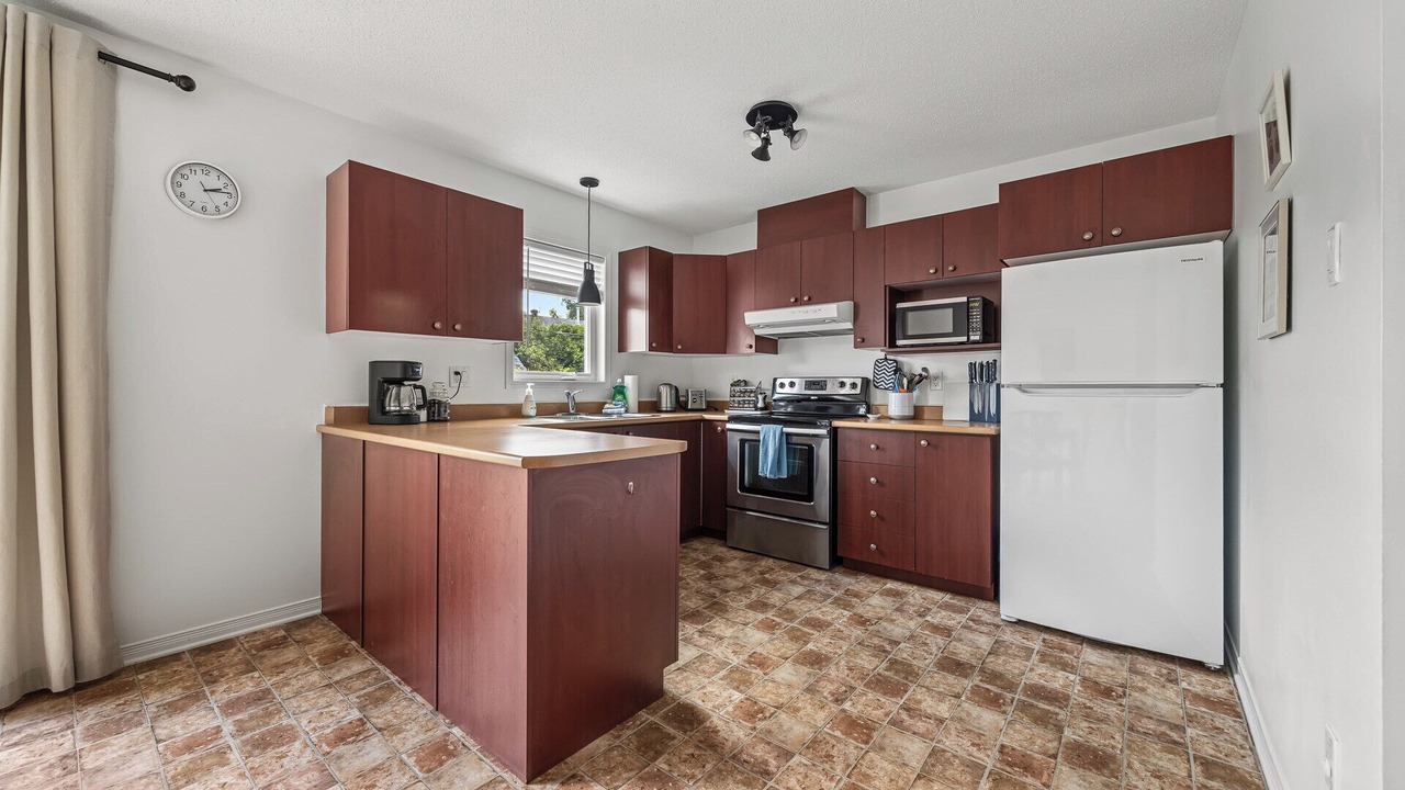 Photo of Kitchen in Aylmer