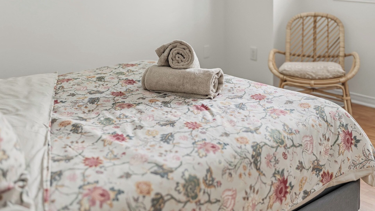 Photo of Bedroom in Aylmer