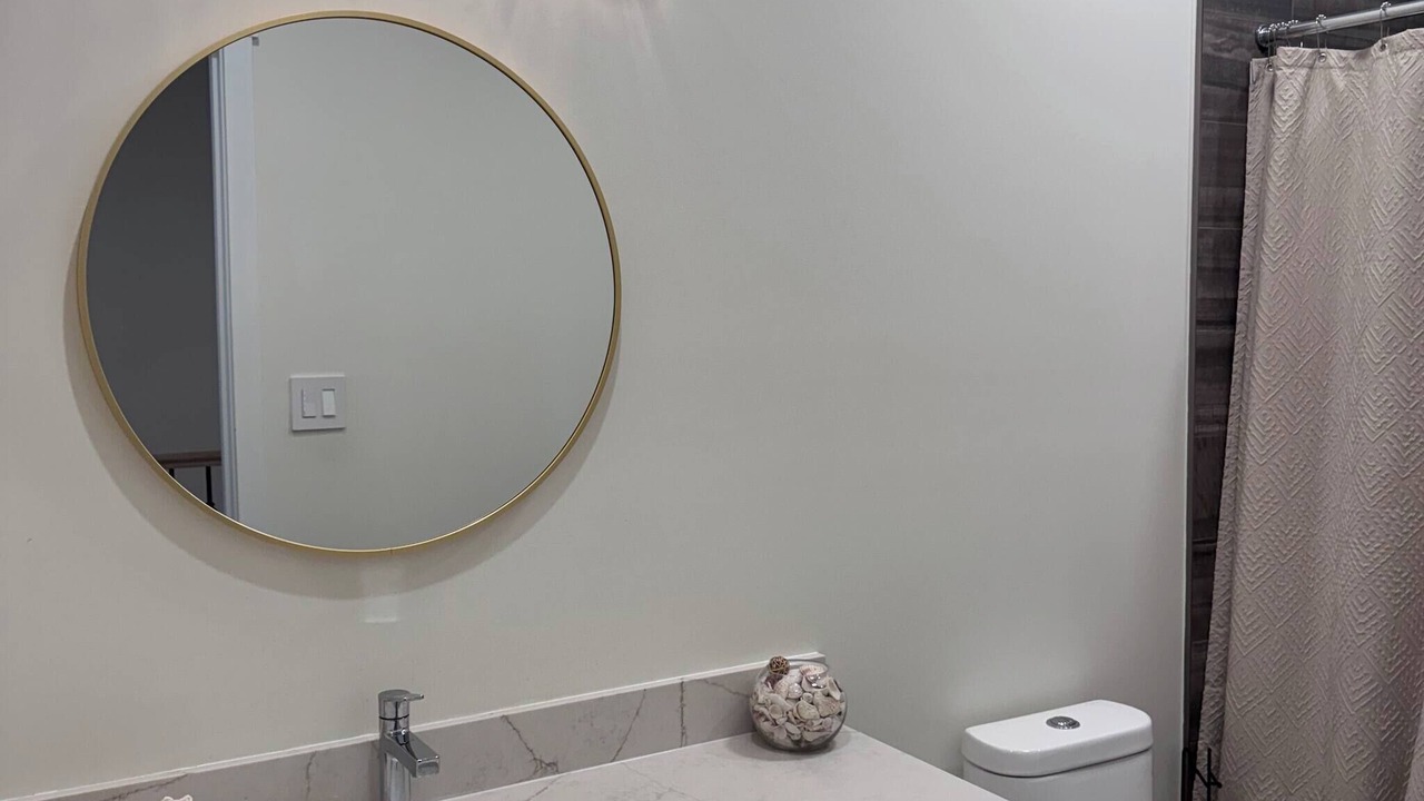 Photo of Bathroom in Georgina