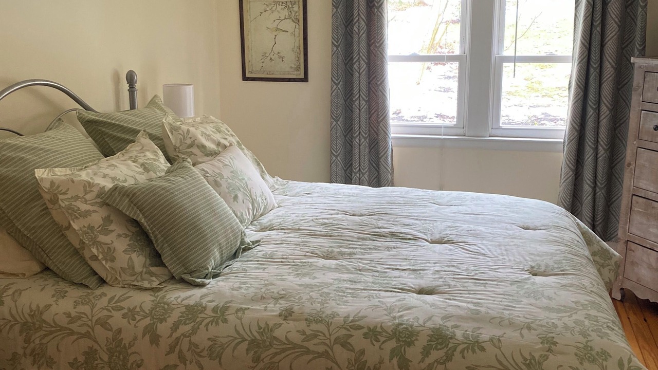 Photo of Bedroom in Chardon