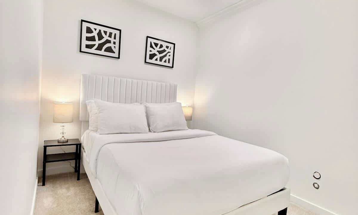 Photo of Bedroom in Willoughby
