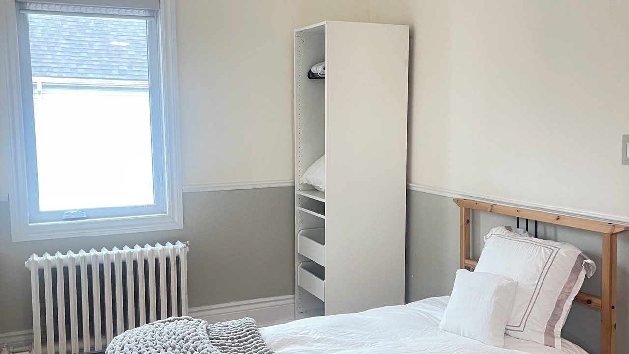 Photo of Bedroom in Greenwood - Coxwell